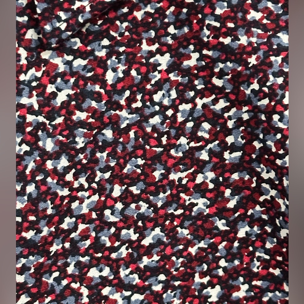 NWT - Perry Ellis Men”s Long Sleeve, Red & Gray Slim Fit Button Down - Picture 5 of 7